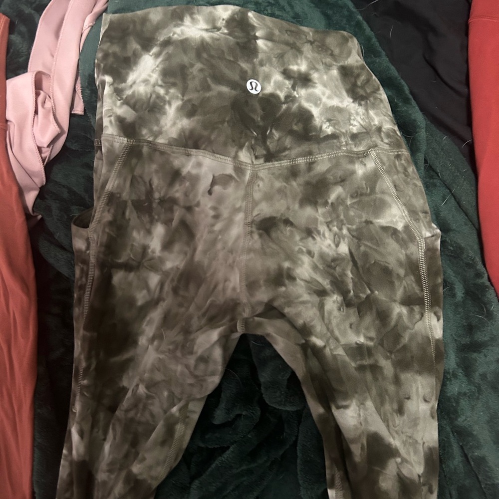 lululemon athletica Kids Tie-Dye Leggings - Green and Gray